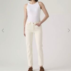 Levis jeans 31W x 28L